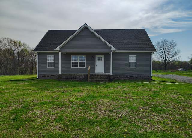 Property at 500 Chaffin Rd, Lafayette, TN 37083, 3 beds, 2 baths