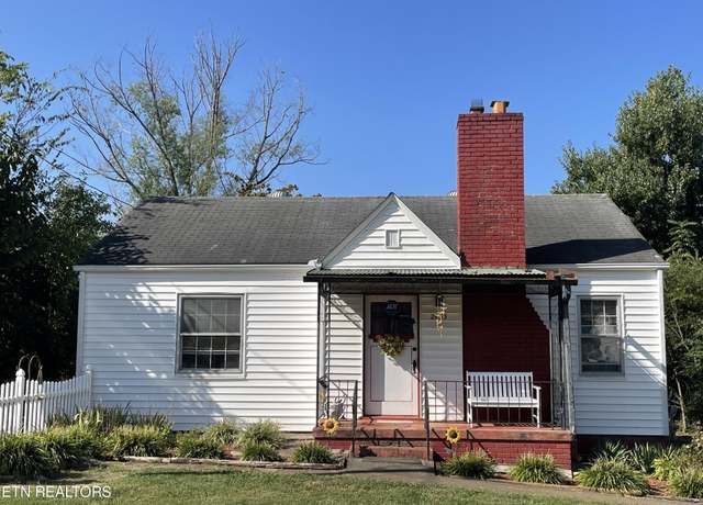 Property at 2635 Orton Dr, Maryville, TN 37804, 2 beds, 1 bath