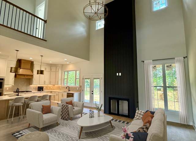 Property at 4928 Elmview Ct, Smyrna, TN 37167, 4 beds, 3.5 baths