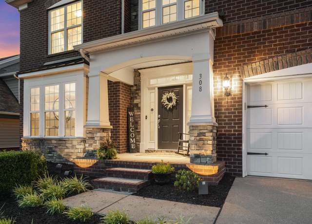Property at 308 Valleyview Dr, Franklin, TN 37064, 5 beds, 4 baths