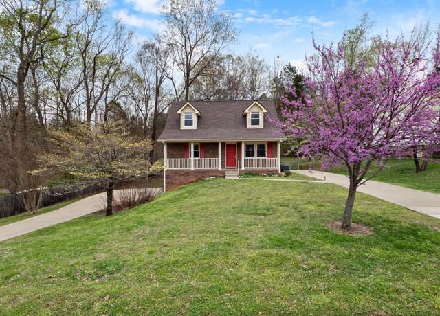 Property at 430 Crabtree Cir, Clarksville, TN 37040, 4 beds, 2 baths