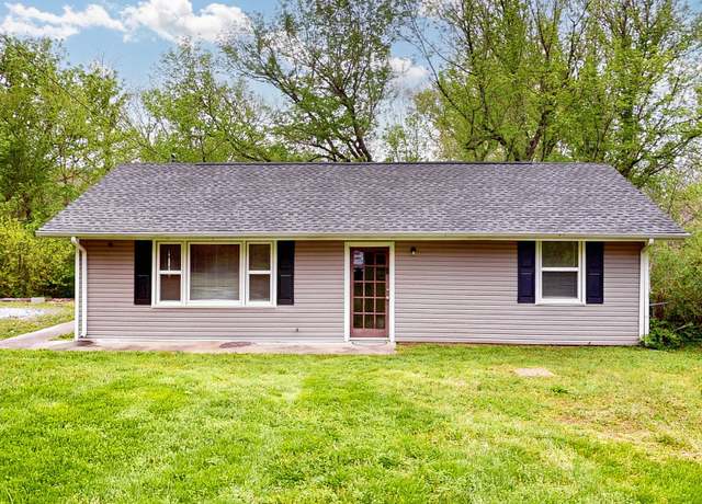 Property at 662 Briarwood Rd, Clarksville, TN 37040, 2 beds, 1 bath