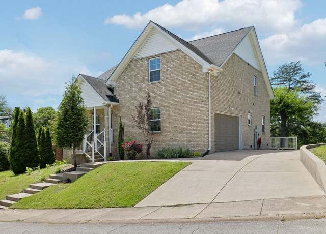 Property at 5505 Thrible Springs Dr, Nashville, TN 37211, 4 beds, 2.5 baths