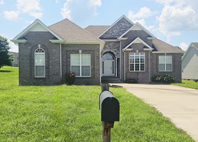 Property at 1108 York Meadows Rd, Clarksville, TN 37042, 3 beds, 2 baths