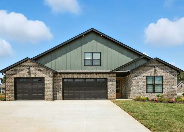 Property at 2477 Ellsworth Dr, Clarksville, TN 37043, 4 beds, 3 baths