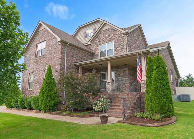 Property at 5010 Moretto Ct, Spring Hill, TN 37174, 5 beds, 4 baths