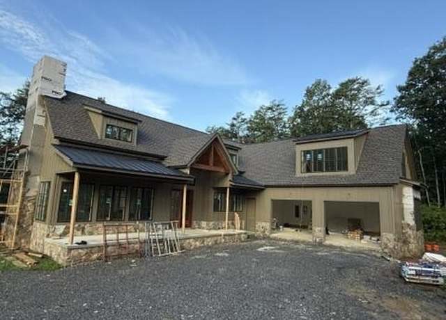 Property at 1462 Bent Hickory Rd #134, Signal Mountain, TN 37377, 4 beds, 4.5 baths
