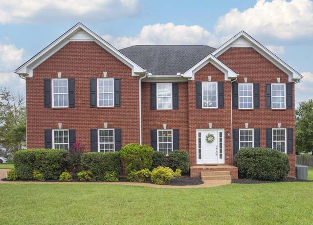 Property at 1400 Oakhall Trce, Mount Juliet, TN 37122, 4 beds, 2.5 baths