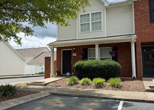 Property at 1011 Wolves Den Pl, Murfreesboro, TN 37128, 2 beds, 2.5 baths