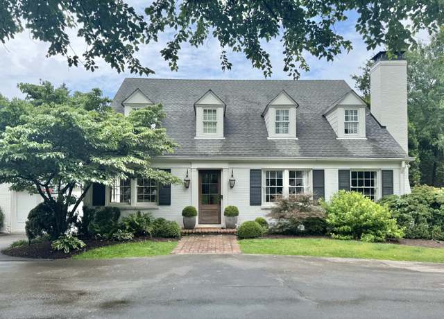 Property at 1209 Nichol Ln, Nashville, TN 37205, 4 beds, 4 baths