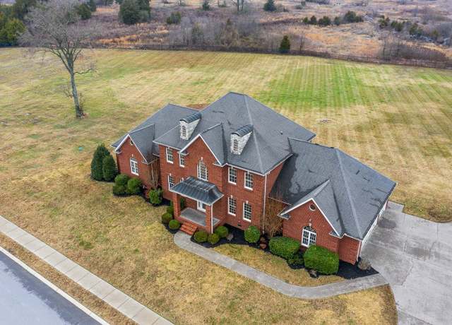 Property at 815 Stonebrook Dr, Lebanon, TN 37087, 5 beds, 4.5 baths