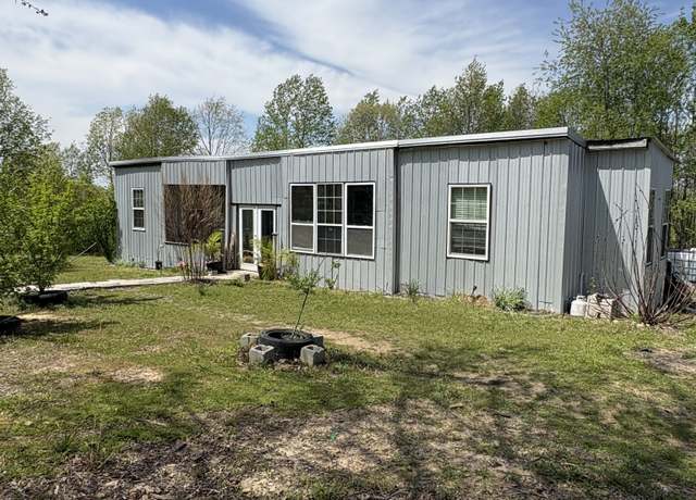 Property at 190 Summerhill Rd, Linden, TN 37096, 3 beds, 2 baths