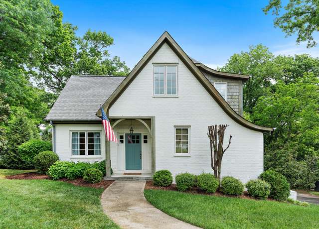 Property at 4320 Sunnybrook Dr, Nashville, TN 37205, 4 beds, 3.5 baths