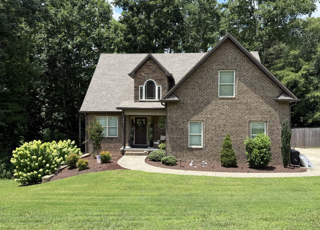 Property at 1335 Tannahill Way, Clarksville, TN 37043, 4 beds, 3.5 baths