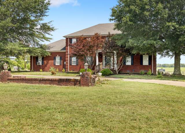 Property at 33 Bishop Rd, Lawrenceburg, TN 38464, 5 beds, 3.5 baths