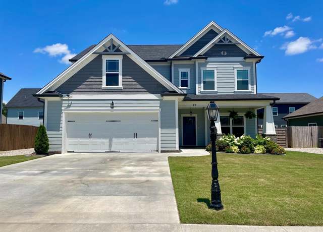 Property at 19 Winchester Dr, Rossville, GA 30741, 4 beds, 3 baths