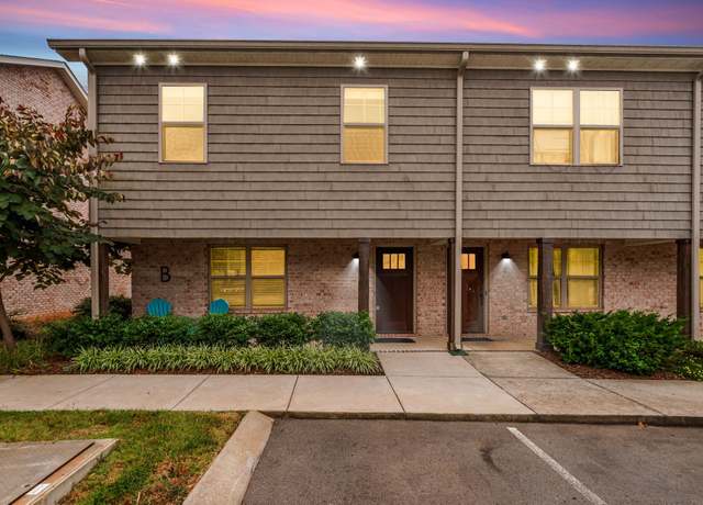 Property at 2506 E Main St Unit B1, Murfreesboro, TN 37127, 3 beds, 2.5 baths