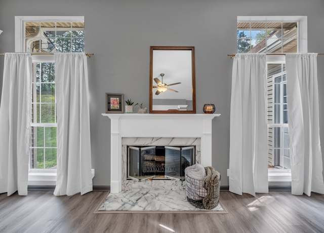 Property at 4740 Billingsgate Rd, Antioch, TN 37013, 4 beds, 2 baths