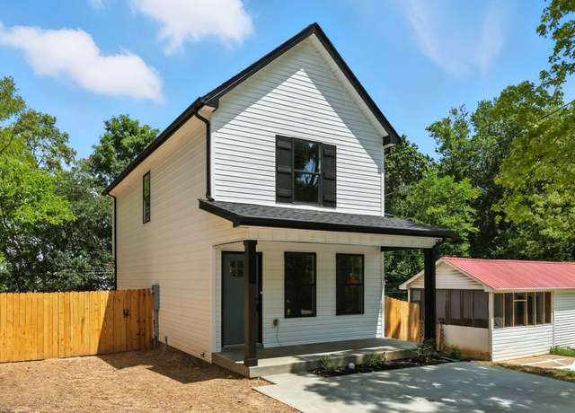 Property at 12271/2 Greenfield Dr, Clarksville, TN 37040, 2 beds, 2.5 baths