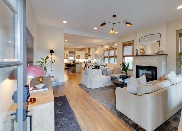 Property at 1000 N 6th St, Nashville, TN 37207, 5 beds, 4.5 baths