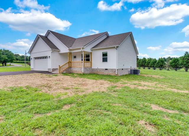 Property at 288 Westwood Dr, Sparta, TN 38583, 3 beds, 2 baths