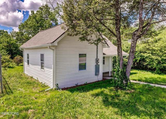 Property at 1717 Boone St, Knoxville, TN 37917, 2 beds, 1 bath