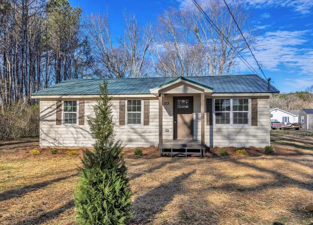 Property at 123 Bennett Dr, La Fayette, GA 30728, 3 beds, 1 bath
