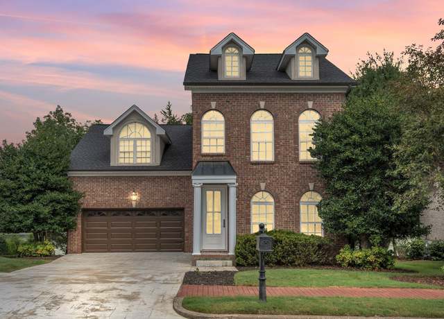 Property at 1046 Isaac Franklin Dr, Gallatin, TN 37066, 4 beds, 3.5 baths