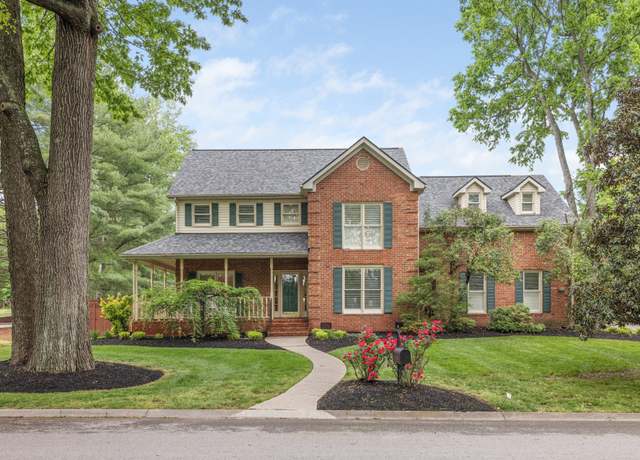 Property at 5512 Cottonport Dr, Brentwood, TN 37027, 4 beds, 2.5 baths