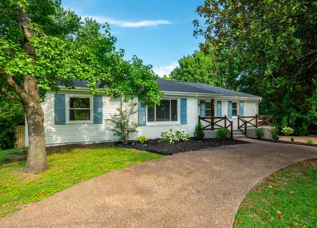 Property at 3933 Keeley Dr, Nashville, TN 37211, 5 beds, 3.5 baths