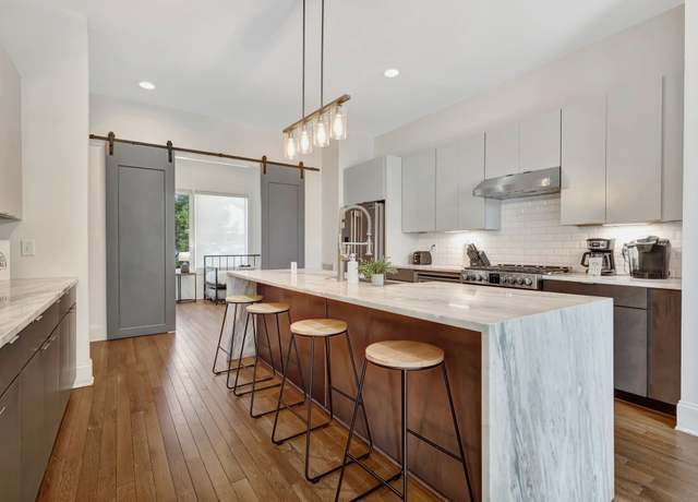 Property at 1432 12th Ave S, Nashville, TN 37203, 4 beds, 3.5 baths