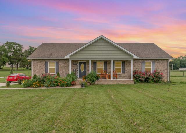 Property at 129 Patriot Cir, Shelbyville, TN 37160, 3 beds, 2 baths