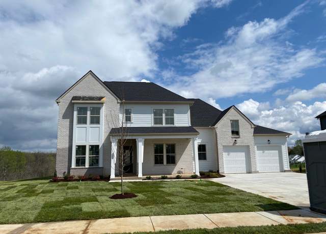 Property at 7404 Black Fox Dr, Fairview, TN 37062, 5 beds, 3.5 baths