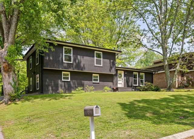 Property at 818 Murrell Rd, Signal Mountain, TN 37377, 4 beds, 3 baths