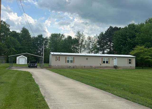 Property at 7512 Greenwood Rd, Cross Plains, TN 37049, 2 beds, 2 baths