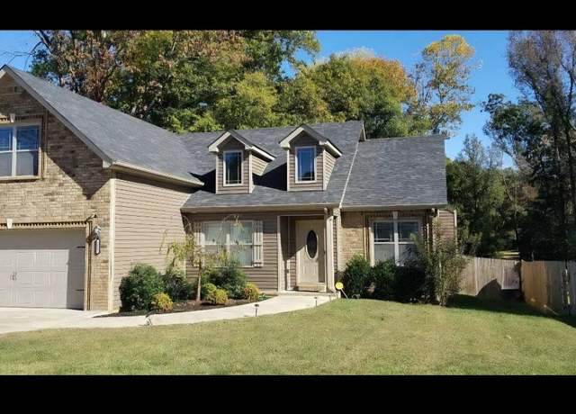 Property at 157 Sycamore Hill Dr, Clarksville, TN 37042, 3 beds, 2 baths