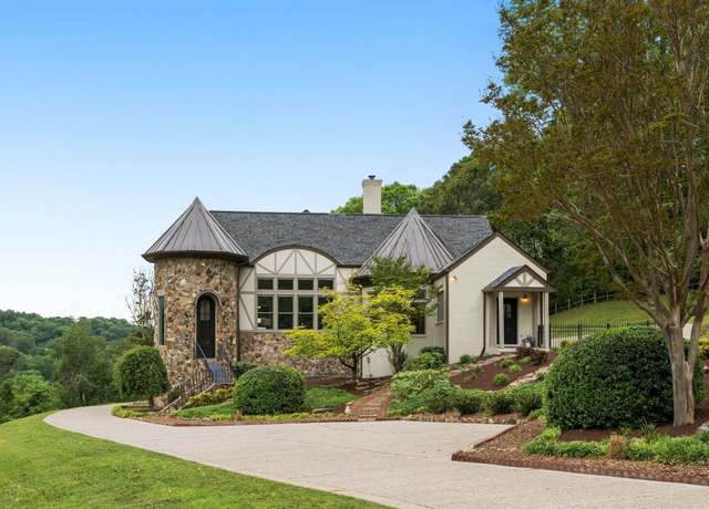 Property at 1026 Holly Tree Gap Rd, Brentwood, TN 37027, 3 beds, 3.5 baths