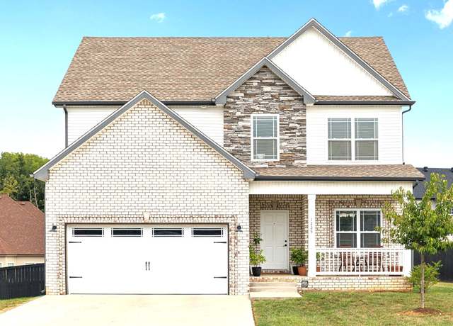Property at 1225 Forsythia Ct, Clarksville, TN 37043, 5 beds, 3 baths
