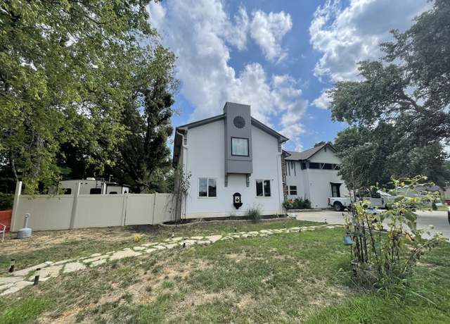 Property at 1150 Lafayette Rd, Clarksville, TN 37042, 5 beds, 6 baths