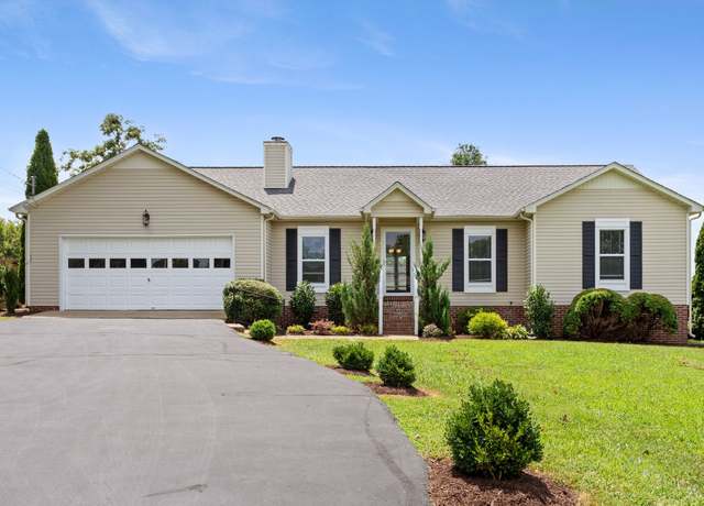 Property at 5025 Brookside Dr, Columbia, TN 38401, 3 beds, 2 baths