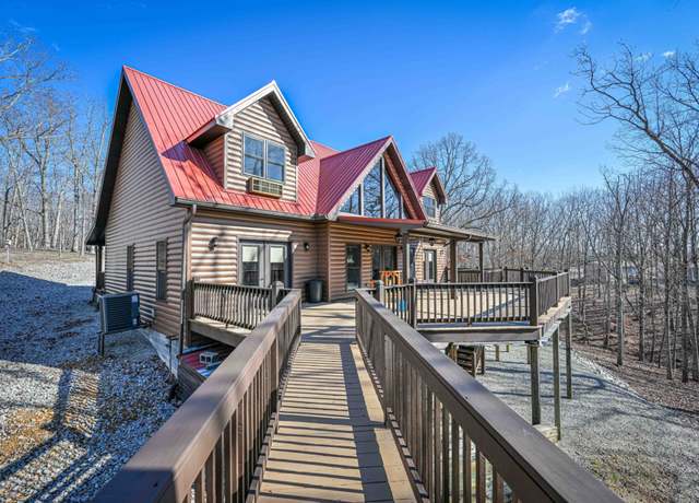 Property at 576 Ridgeway Dr, Sugar Tree, TN 38380, 2 beds, 3.5 baths