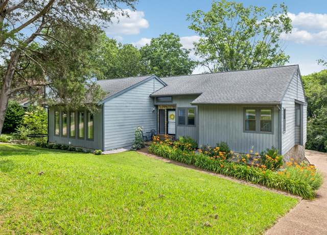 Property at 2416 Ravine Dr, Nashville, TN 37217, 4 beds, 3.5 baths