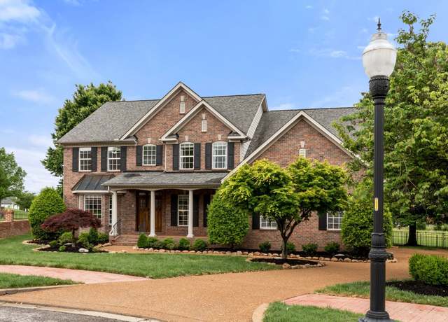 Property at 1115 Rossifer Ct, Gallatin, TN 37066, 4 beds, 3.5 baths