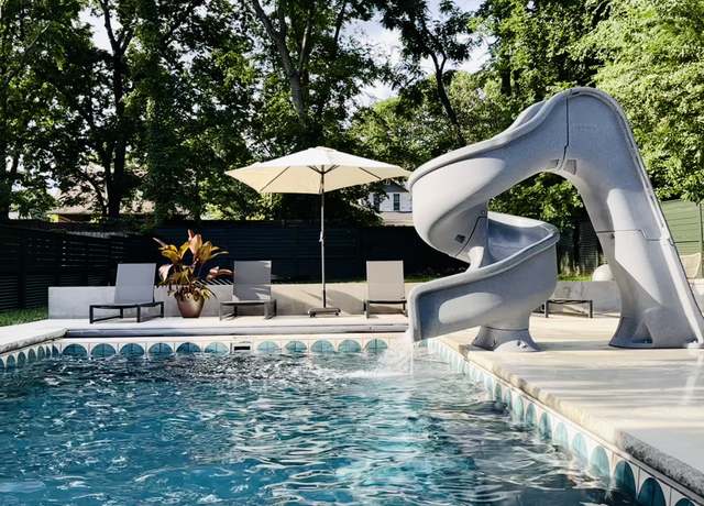 Property at 1123B Greenland Ave, Nashville, TN 37216, 5 beds, 3.5 baths