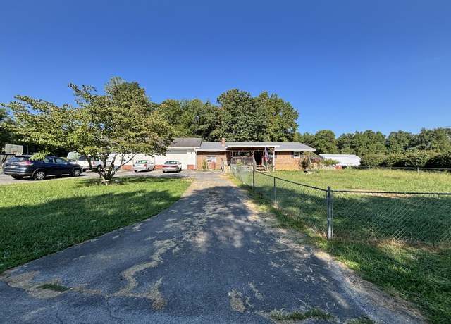Property at 284 H Heaton Rd, Elizabethton, TN 37643, 5 beds, 3 baths