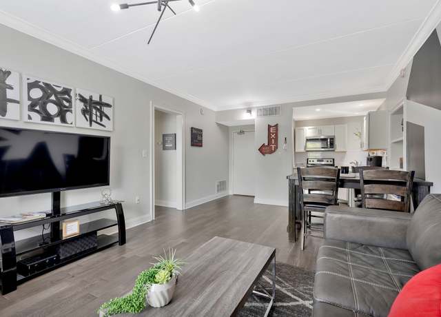 Property at 11 Music Sq E #203, Nashville, TN 37203, 1 bed, 1 bath