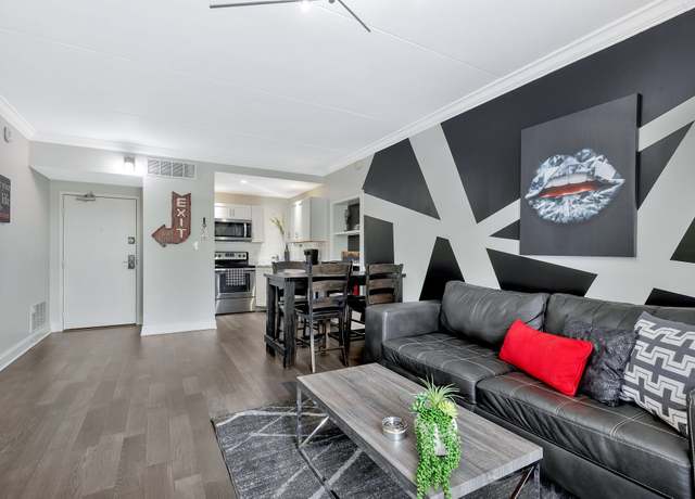 Property at 11 Music Sq E #203, Nashville, TN 37203, 1 bed, 1 bath