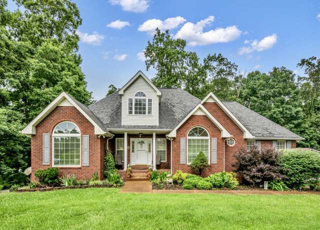 Property at 1013 Laurel Hills Dr, Dickson, TN 37055, 3 beds, 3 baths
