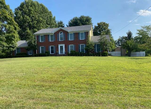 Property at 131 W Ridge Dr, Hendersonville, TN 37075, 4 beds, 3.5 baths