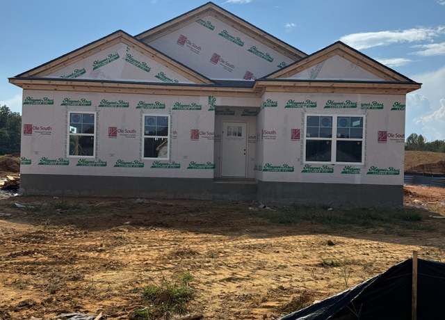 Property at 27 Brookside Ct, Tullahoma, TN 37388, 4 beds, 2 baths